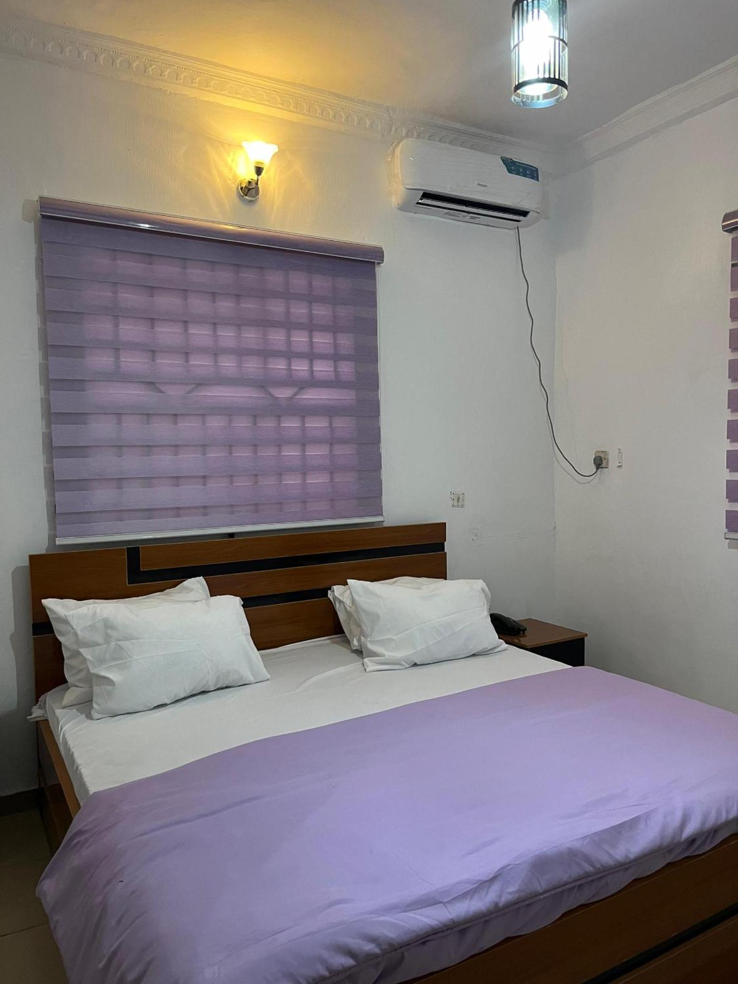 501 Aparthotel Akure Exterior photo