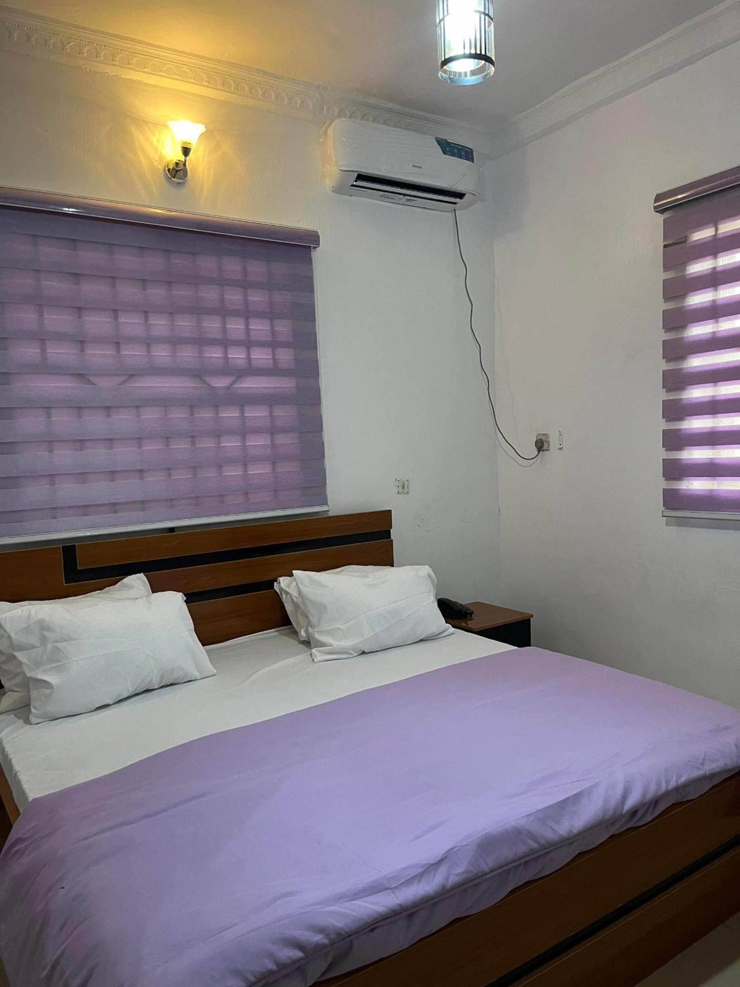 501 Aparthotel Akure Exterior photo