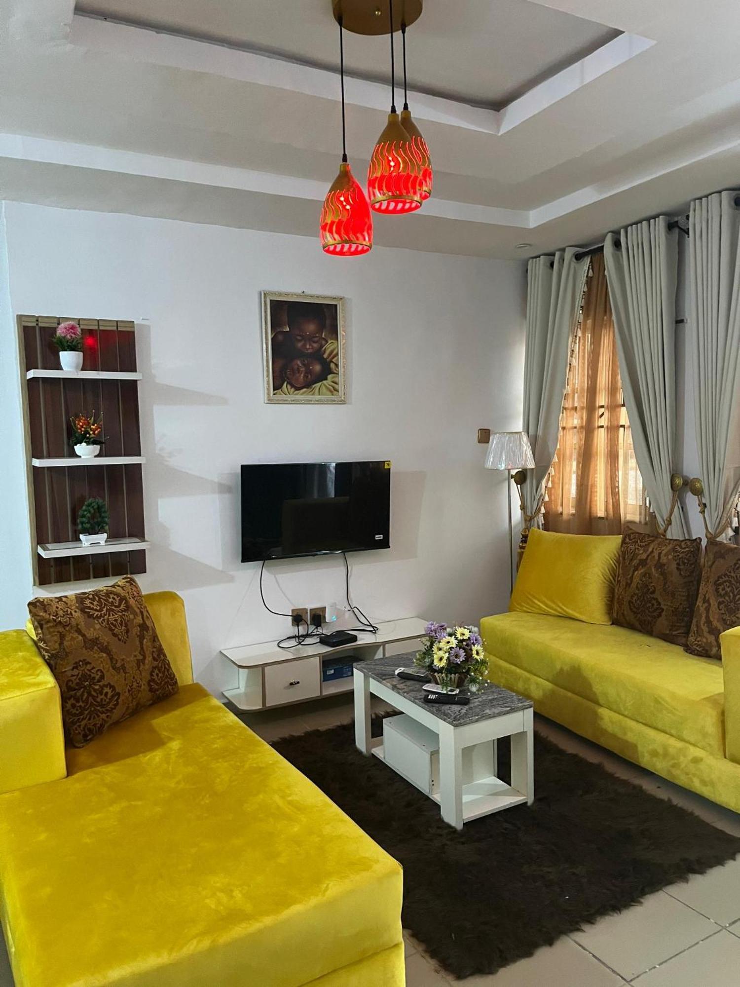 501 Aparthotel Akure Exterior photo
